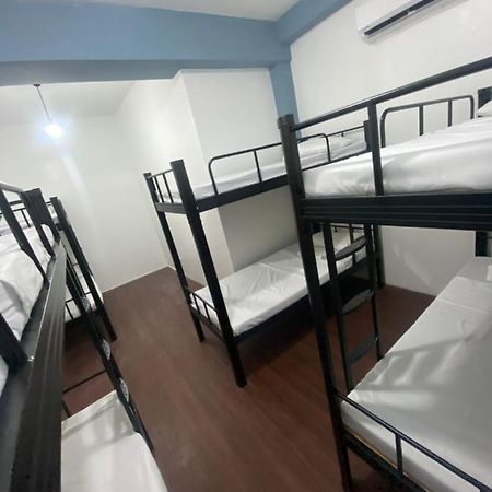 Lime Lite Manila Hostel Makati City Eksteriør bilde