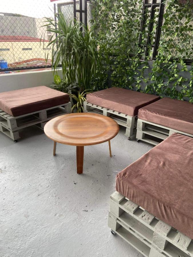 Lime Lite Manila Hostel Makati City Eksteriør bilde