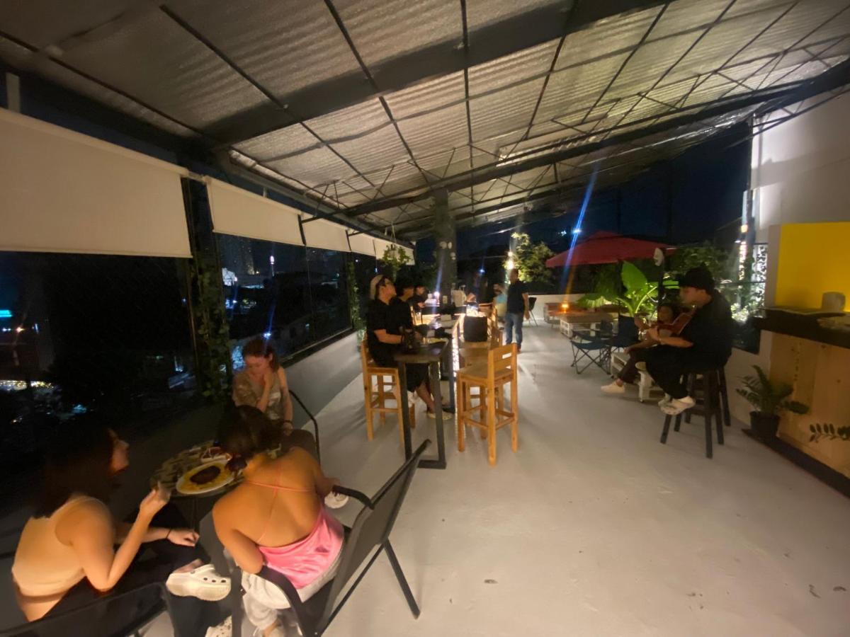 Lime Lite Manila Hostel Makati City Eksteriør bilde