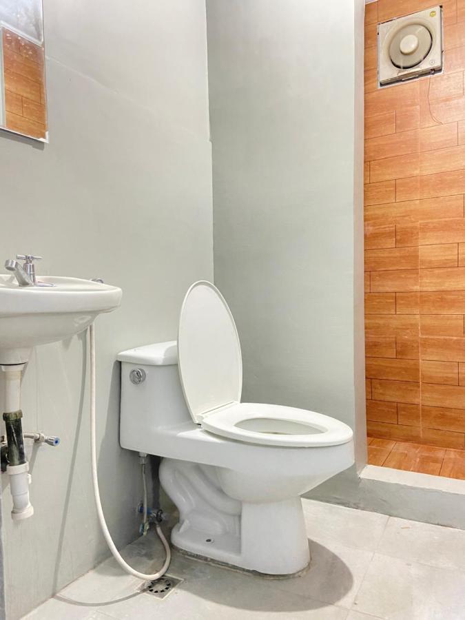 Lime Lite Manila Hostel Makati City Eksteriør bilde